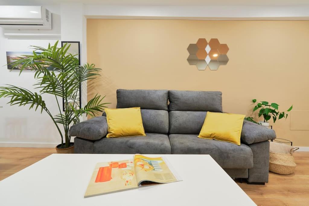 Soho Alameda Art District Apartment Malaga Luaran gambar