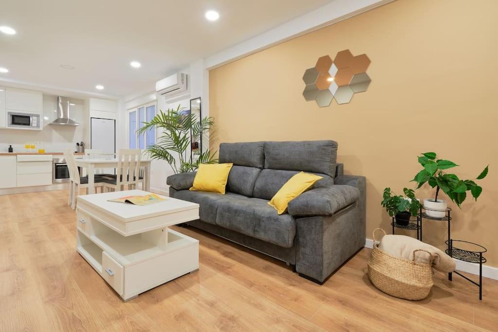 Soho Alameda Art District Apartment Malaga Luaran gambar